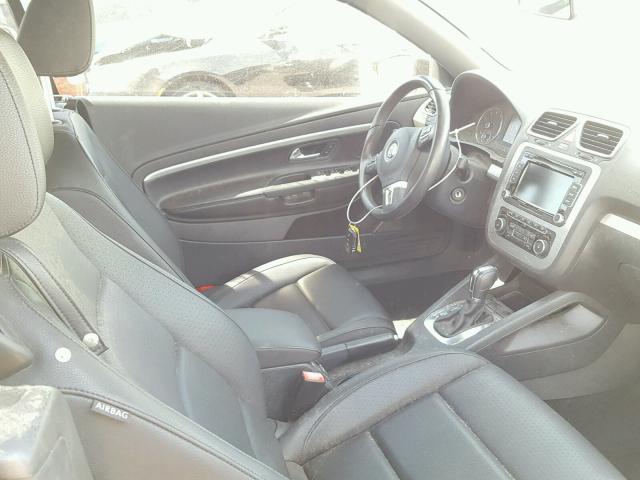 WVWBW7AHXCV004195 - 2012 VOLKSWAGEN EOS KOMFOR 黑色 照片 5