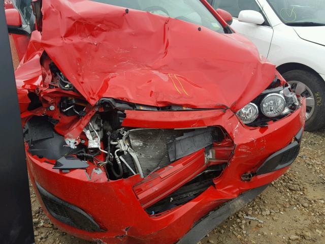 1G1JA5SH0E4134050 - 2014 CHEVROLET SONIC LS Կարմիր լուսանկար 9