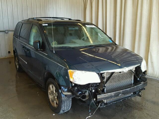 2A8HR54179R579217 - 2009 CHRYSLER TOWN & COU GREEN photo 1