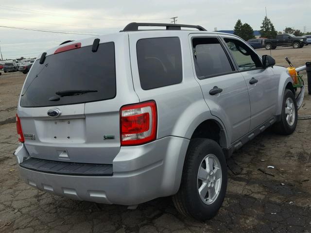 1FMCU0DG7CKB52922 - 2012 FORD ESCAPE XLT SILVER photo 4