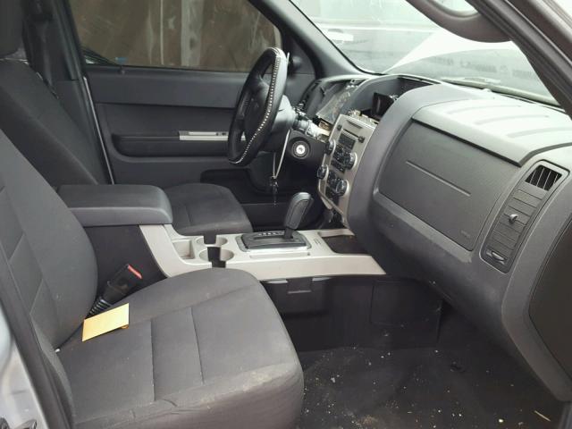 1FMCU0DG7CKB52922 - 2012 FORD ESCAPE XLT SILVER photo 5