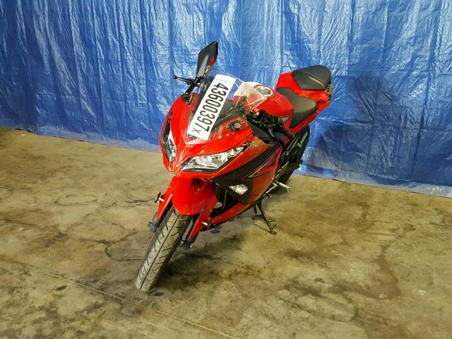 JKAEX8A13GDA30066 - 2016 KAWASAKI EX300 A RED photo 2