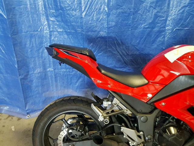 JKAEX8A13GDA30066 - 2016 KAWASAKI EX300 A RED photo 6