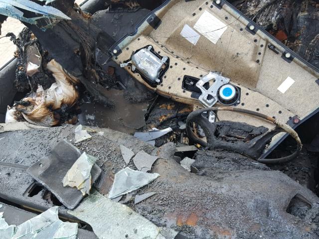 WBANF33547CW71268 - 2007 BMW 525 XI BLACK photo 9