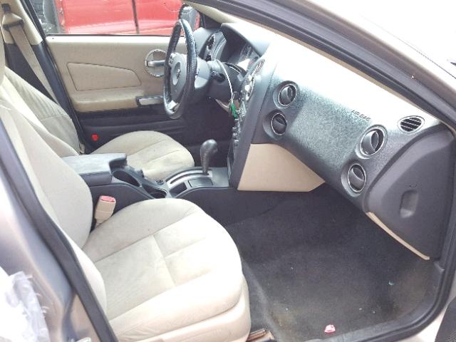 2G2WP552761172220 - 2006 PONTIAC GRAND PRIX Ոսկեգույն լուսանկար 5