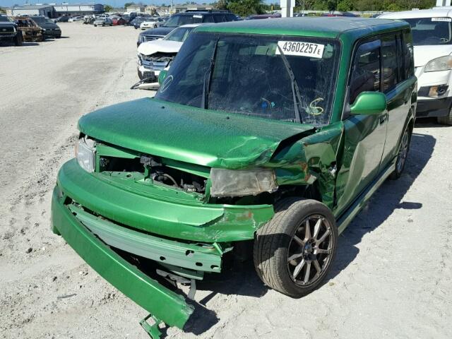 JTLKT334X64072863 - 2006 TOYOTA SCION XB GREEN photo 2