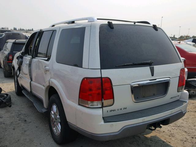 5LMEU88H33ZJ22105 - 2003 LINCOLN AVIATOR 白色 照片 3