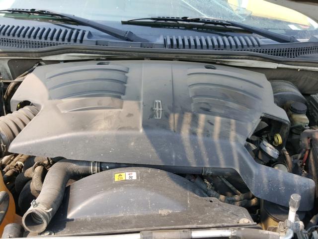 5LMEU88H33ZJ22105 - 2003 LINCOLN AVIATOR 白色 照片 7