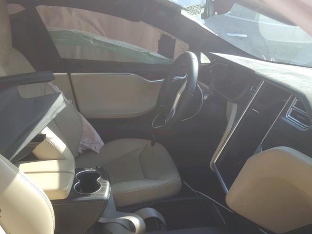 5YJSA1E21GF170675 - 2016 TESLA MODEL S Սև լուսանկար 5