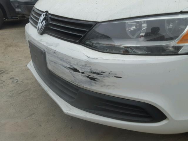 3VW2K7AJ1BM086919 - 2011 VOLKSWAGEN JETTA BASE თეთრი ფოტო 9