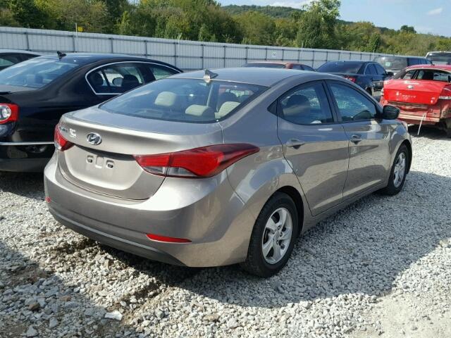 5NPDH4AE5EH474421 - 2014 HYUNDAI ELANTRA SE SILVER photo 4