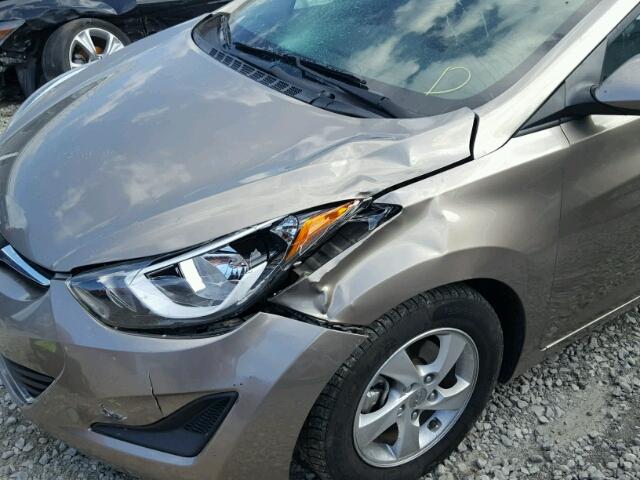 5NPDH4AE5EH474421 - 2014 HYUNDAI ELANTRA SE SILVER photo 9