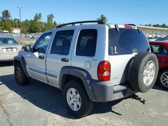 1J4GL48K02W262694 - 2002 JEEP LIBERTY SILVER photo 3