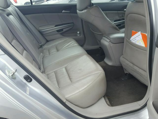 1HGCP36828A022516 - 2008 HONDA ACCORD EXL SILVER photo 6