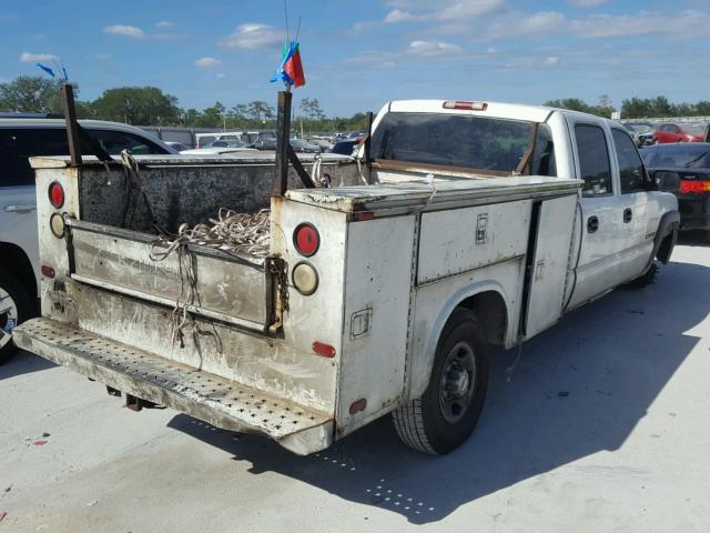 1GBHC23U01F180152 - 2001 CHEVROLET SILVERADO WHITE photo 4