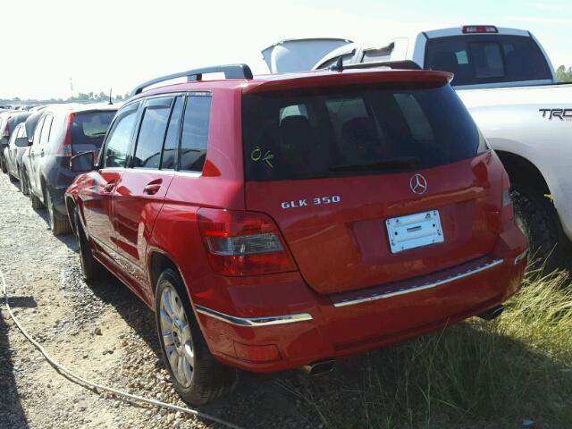 WDCGG5GB0BF686923 - 2011 MERCEDES-BENZ GLK RED photo 3