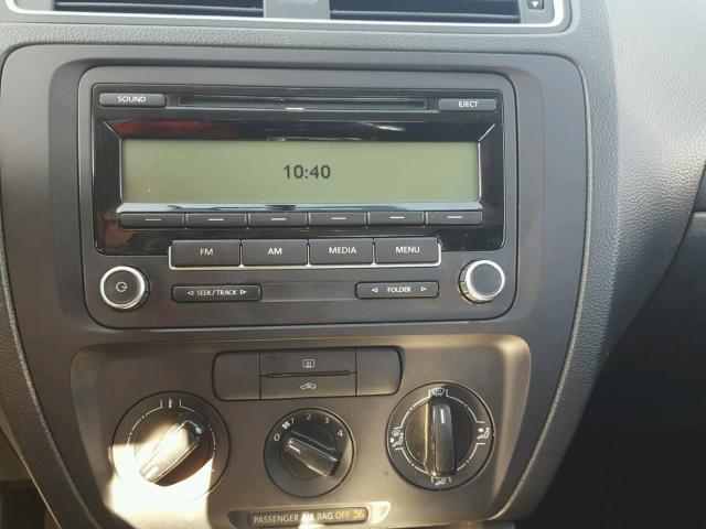 3VW2K7AJ4DM372864 - 2013 VOLKSWAGEN JETTA BASE BLACK photo 9