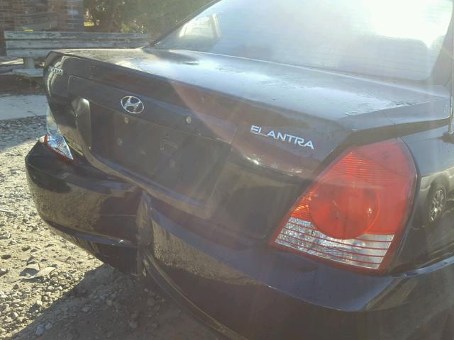 KMHDN46D14U750392 - 2004 HYUNDAI ELANTRA BLACK photo 9