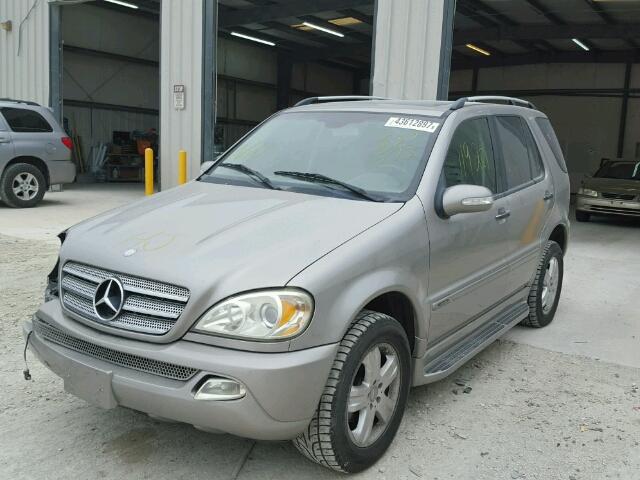 4JGAB57E75A537572 - 2005 MERCEDES-BENZ ML 350 GOLD photo 2