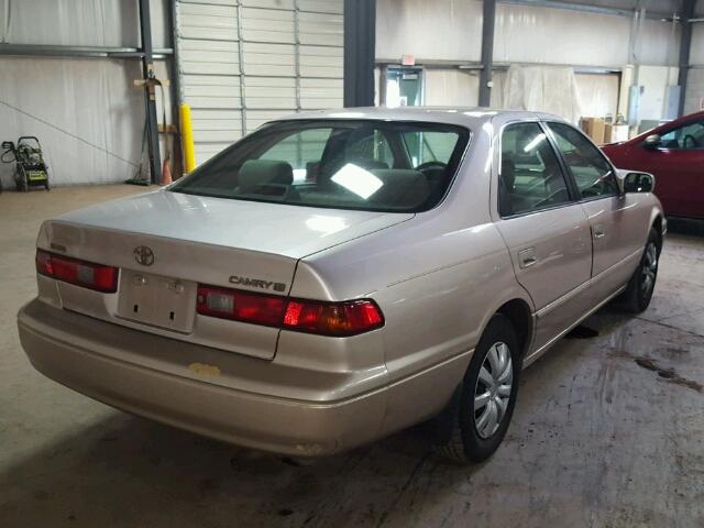 4T1BG22K4VU795483 - 1997 TOYOTA CAMRY TAN photo 4