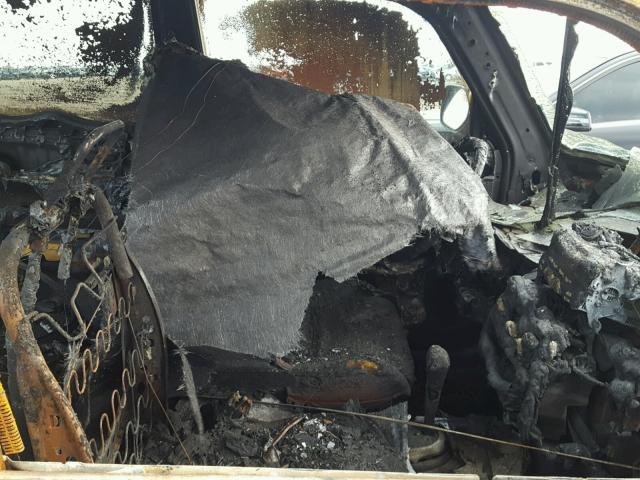 JTLKT324864056503 - 2006 TOYOTA SCION XB დამწვარი ფოტო 5