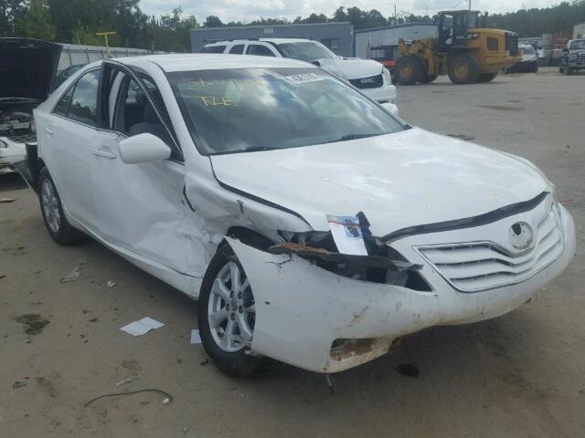 4T1BF3EK7BU754961 - 2011 TOYOTA CAMRY BASE WHITE photo 1