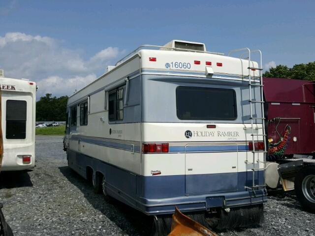 1GBKP37N2P3306962 - 1993 CHEVROLET RAMBLER BLUE photo 3