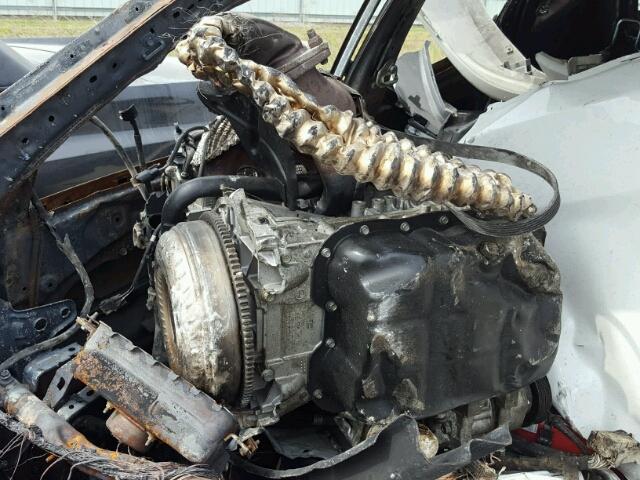 5XYZT3LB4GG348630 - 2016 HYUNDAI SANTA FE S 白色 照片 7