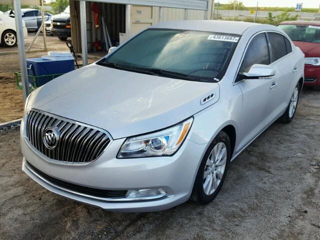 1G4GB5GR1FF304403 - 2015 BUICK LACROSSE SILVER photo 2