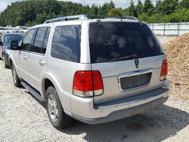 5LMEU88H84ZJ00733 - 2004 LINCOLN AVIATOR 银色 照片 3
