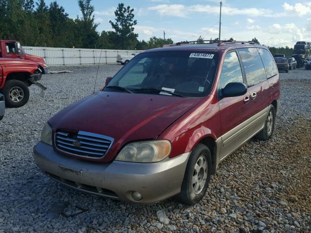 KNDUP131726216399 - 2002 KIA SEDONA BURGUNDY photo 2