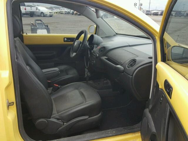 3VWRW31C08M504859 - 2008 VOLKSWAGEN NEW BEETLE 黄色 照片 5