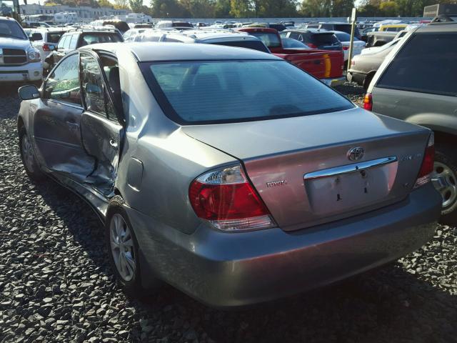 4T1BF32K05U618907 - 2005 TOYOTA CAMRY TAN photo 3