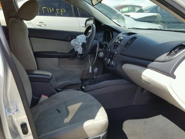 KNAFU4A25C5593994 - 2012 KIA FORTE Gri fotoğraf 5