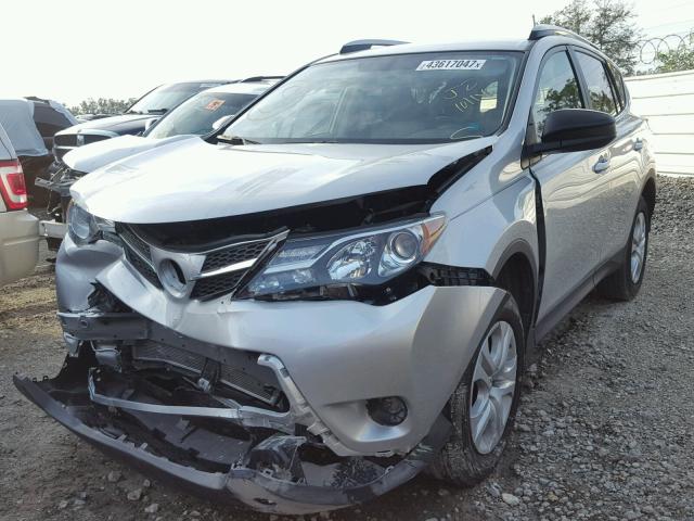 JTMZFREVXFJ054293 - 2015 TOYOTA RAV4 LE SILVER photo 2