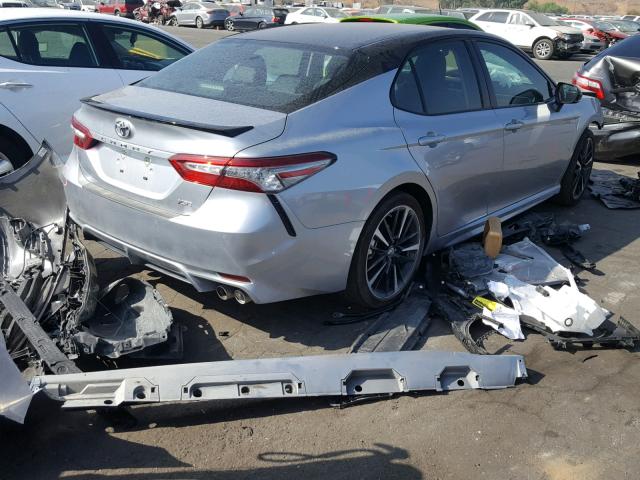 4T1B61HK7JU061600 - 2018 TOYOTA CAMRY XSE SILVER photo 4