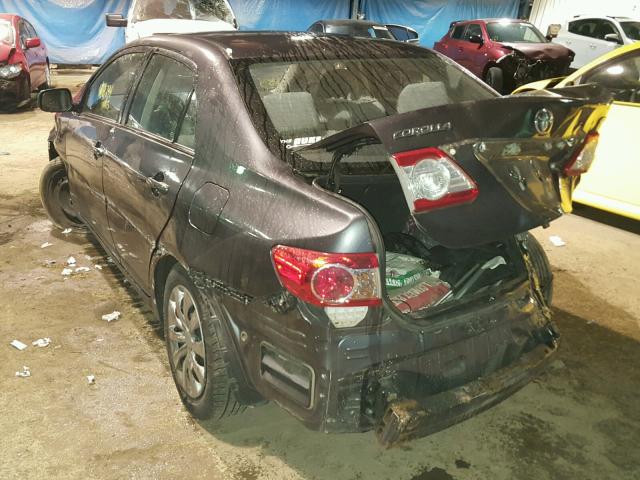 5YFBU4EE2CP023248 - 2012 TOYOTA COROLLA BA GRAY photo 3