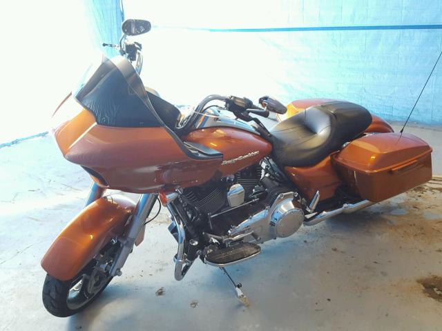 1HD1KHM1XFB693879 - 2015 HARLEY-DAVIDSON FLTRX ROAD ORANGE photo 2