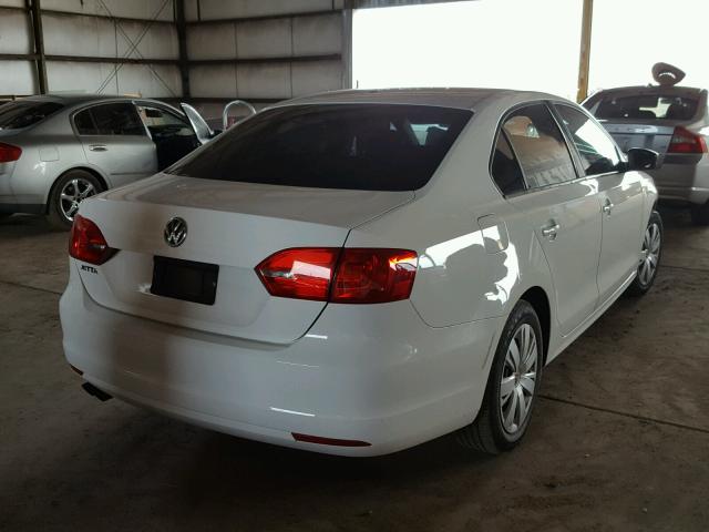 3VW1K7AJ9CM385667 - 2012 VOLKSWAGEN JETTA BASE WHITE photo 4