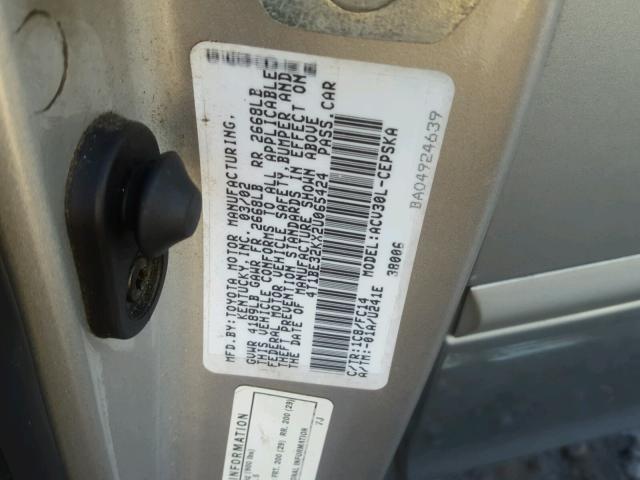 4T1BE32KX2U065424 - 2002 TOYOTA CAMRY LE 银色 照片 10