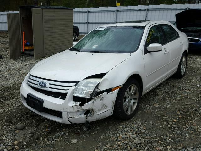 3FAHP02169R138004 - 2009 FORD FUSION SEL WHITE photo 2