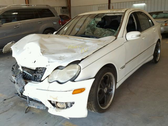 WDBRF52H36F739003 - 2006 MERCEDES-BENZ C GENERATI WHITE photo 2