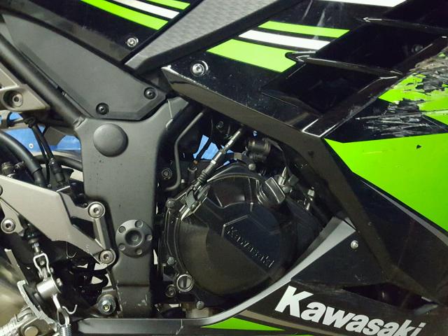 JKAEX8B14GDA29104 - 2016 KAWASAKI EX300 B GREEN photo 7