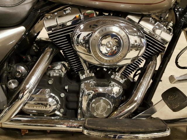 1HD1FF4198Y624237 - 2008 HARLEY-DAVIDSON FLHT CLASS SILVER photo 7