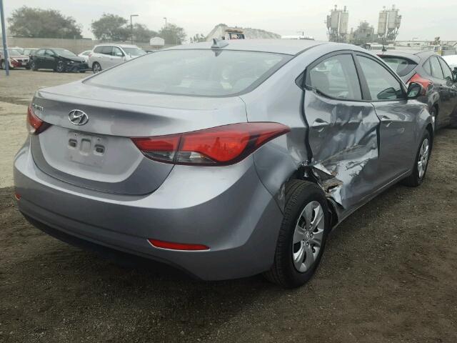 5NPDH4AE8GH688645 - 2016 HYUNDAI ELANTRA SE SILVER photo 4