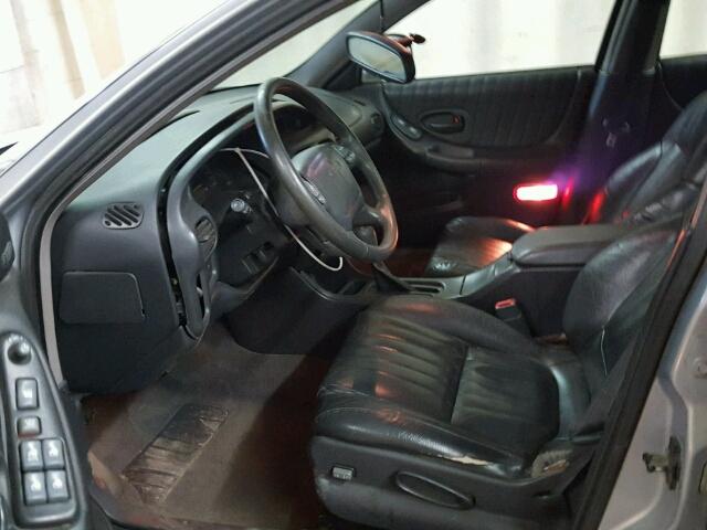 1G2WP52KXWF278190 - 1998 PONTIAC GRAND PRIX SILVER photo 5