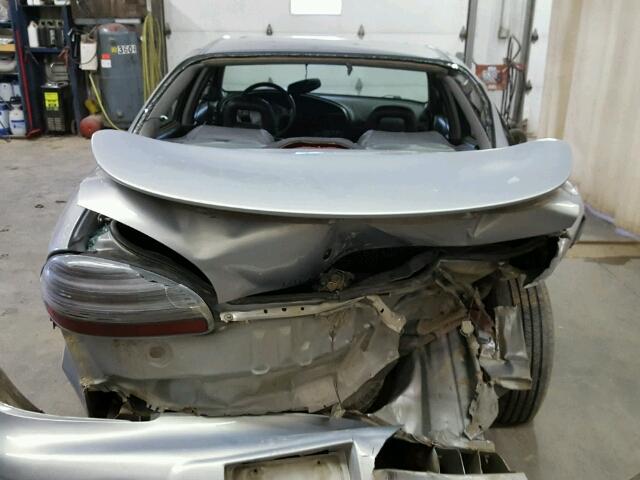 1G2WP52KXWF278190 - 1998 PONTIAC GRAND PRIX SILVER photo 9