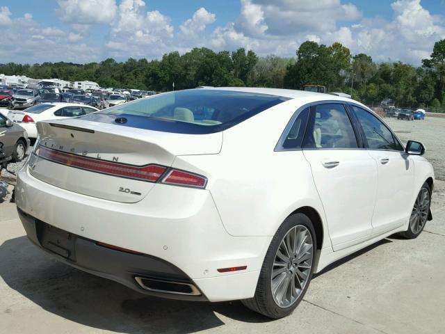 3LN6L2G98DR825187 - 2013 LINCOLN MKZ WHITE photo 4