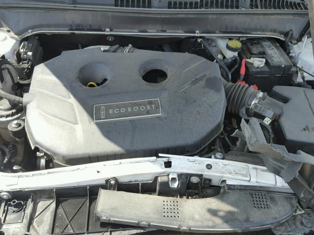 3LN6L2G98DR825187 - 2013 LINCOLN MKZ WHITE photo 7