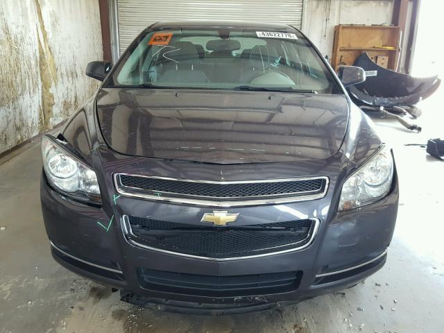 1G1ZC5EB0A4117652 - 2010 CHEVROLET MALIBU 1LT ნაცრისფერი ფოტო 9
